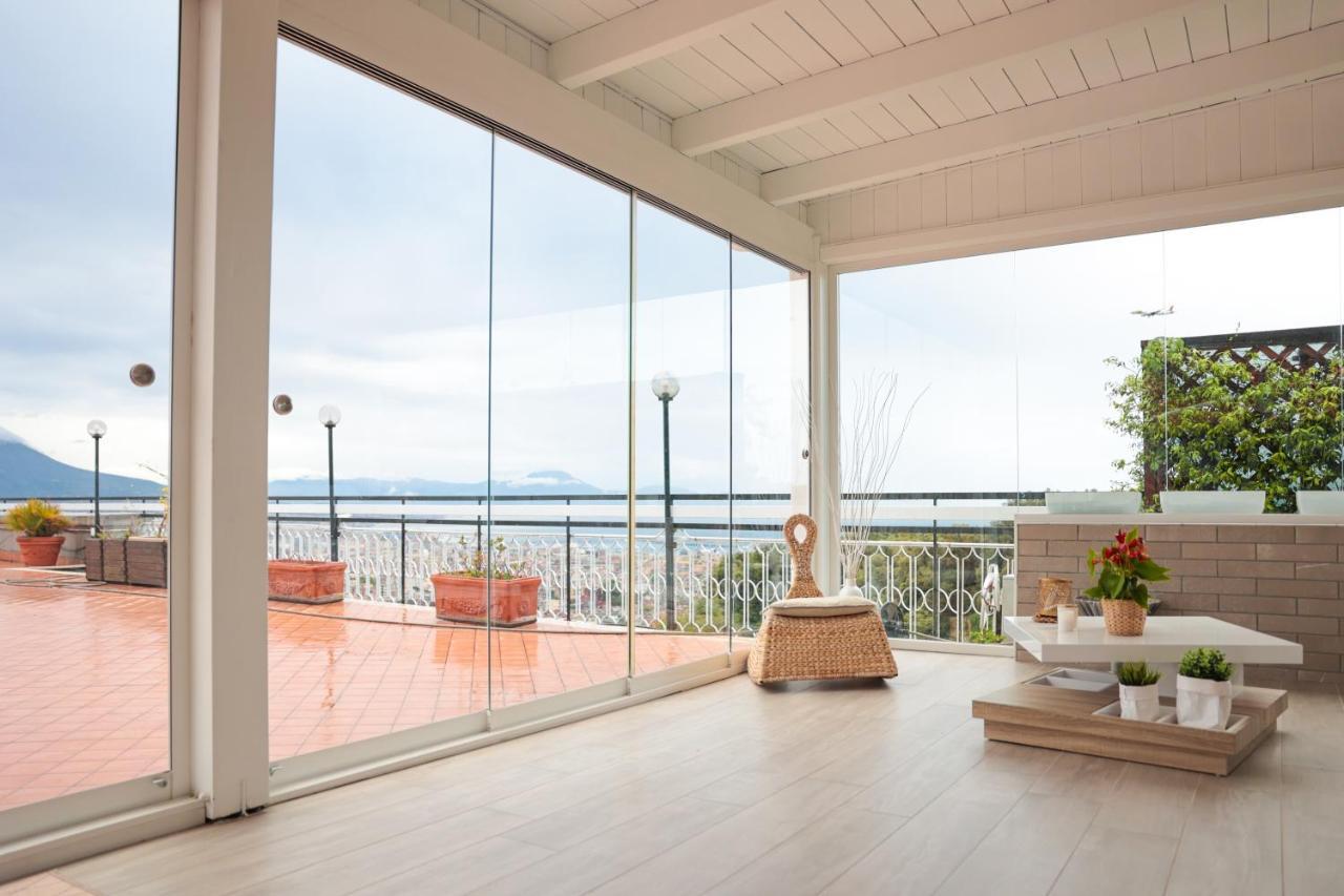 Terrazza Paradiso Luxury Rooftop Napoli Bagian luar foto